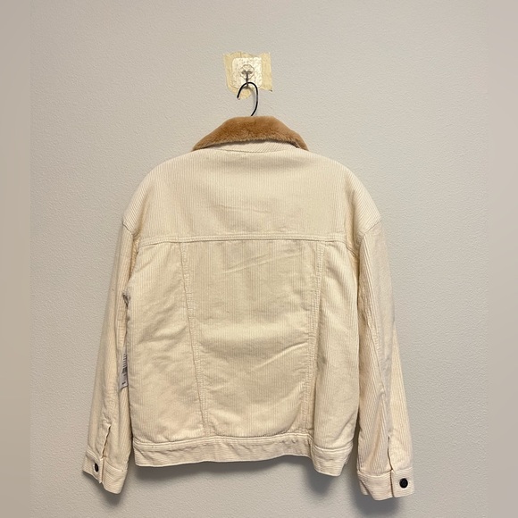 Pacsun Oversized Cream Corduroy Sherpa Trucker Jacket. - Picture 7 of 8